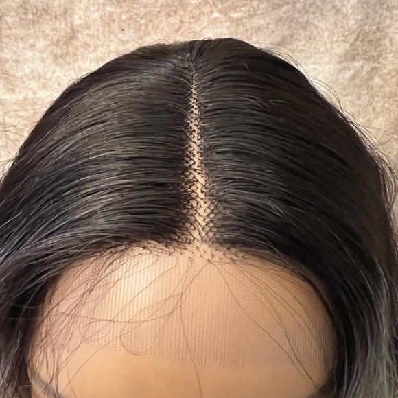 Ombre Blonde Wavy Lace Front Wig - Picture 5 of 7